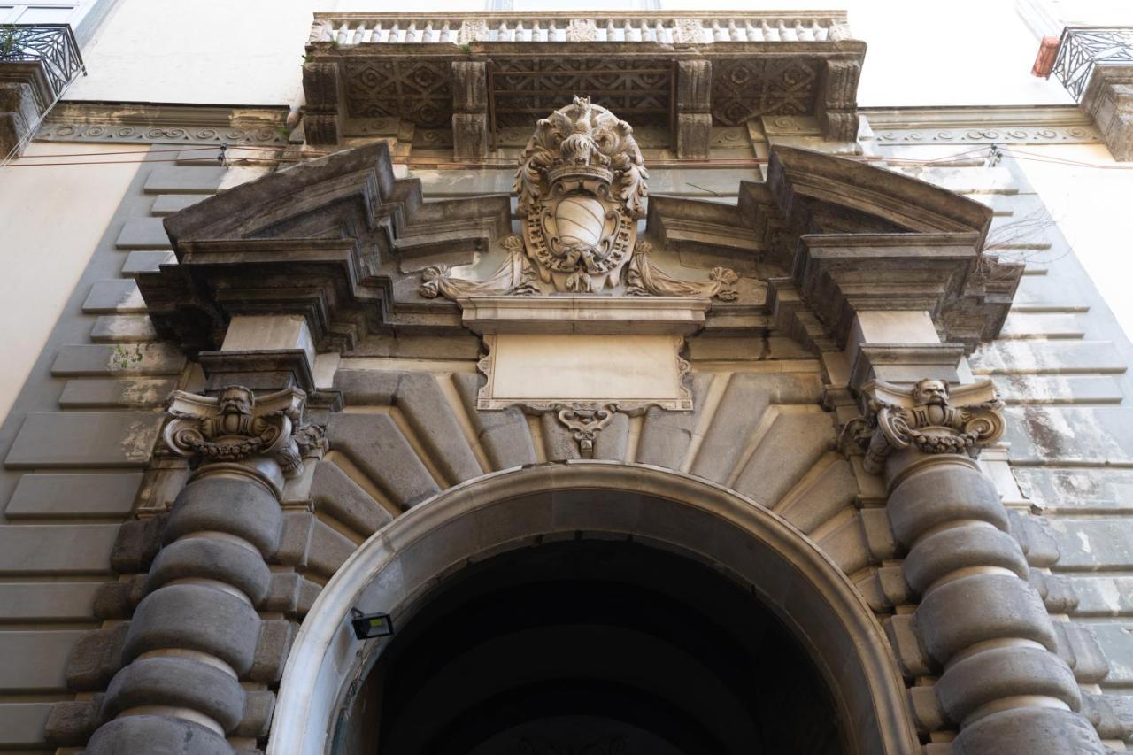 Palazzo Del Principe San Severo 3 Bedrooms & Terrace! Naples Luaran gambar