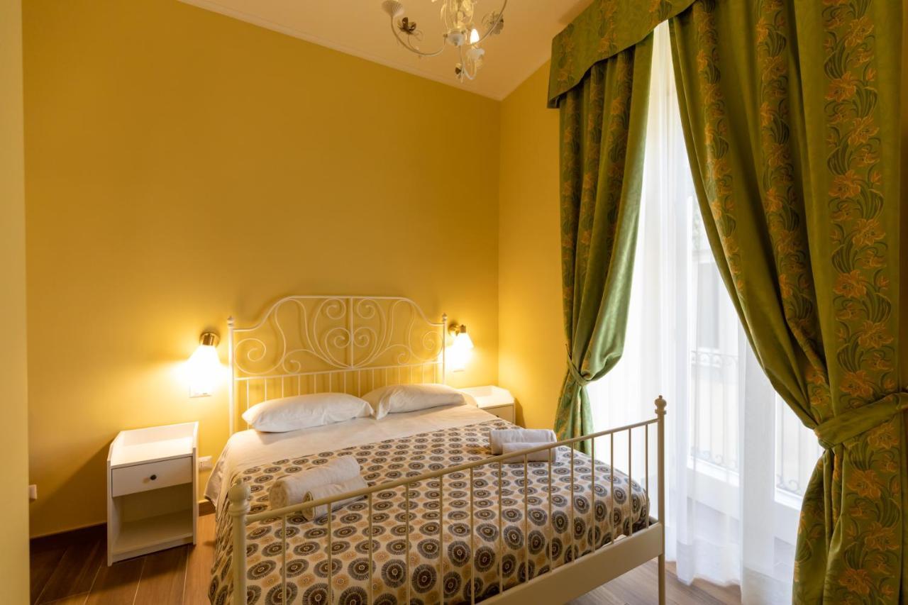 Palazzo Del Principe San Severo 3 Bedrooms & Terrace! Naples Luaran gambar