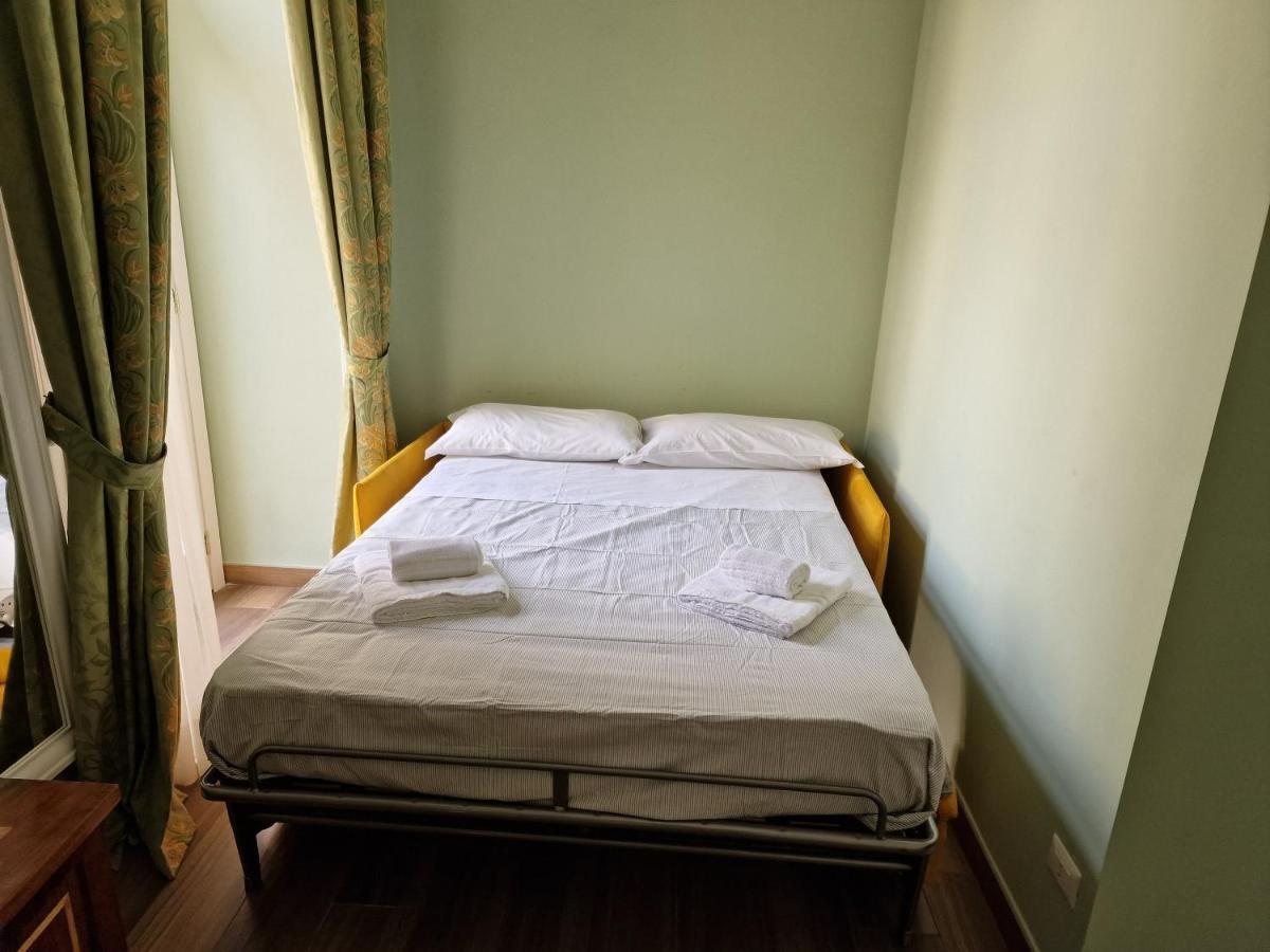 Palazzo Del Principe San Severo 3 Bedrooms & Terrace! Naples Luaran gambar