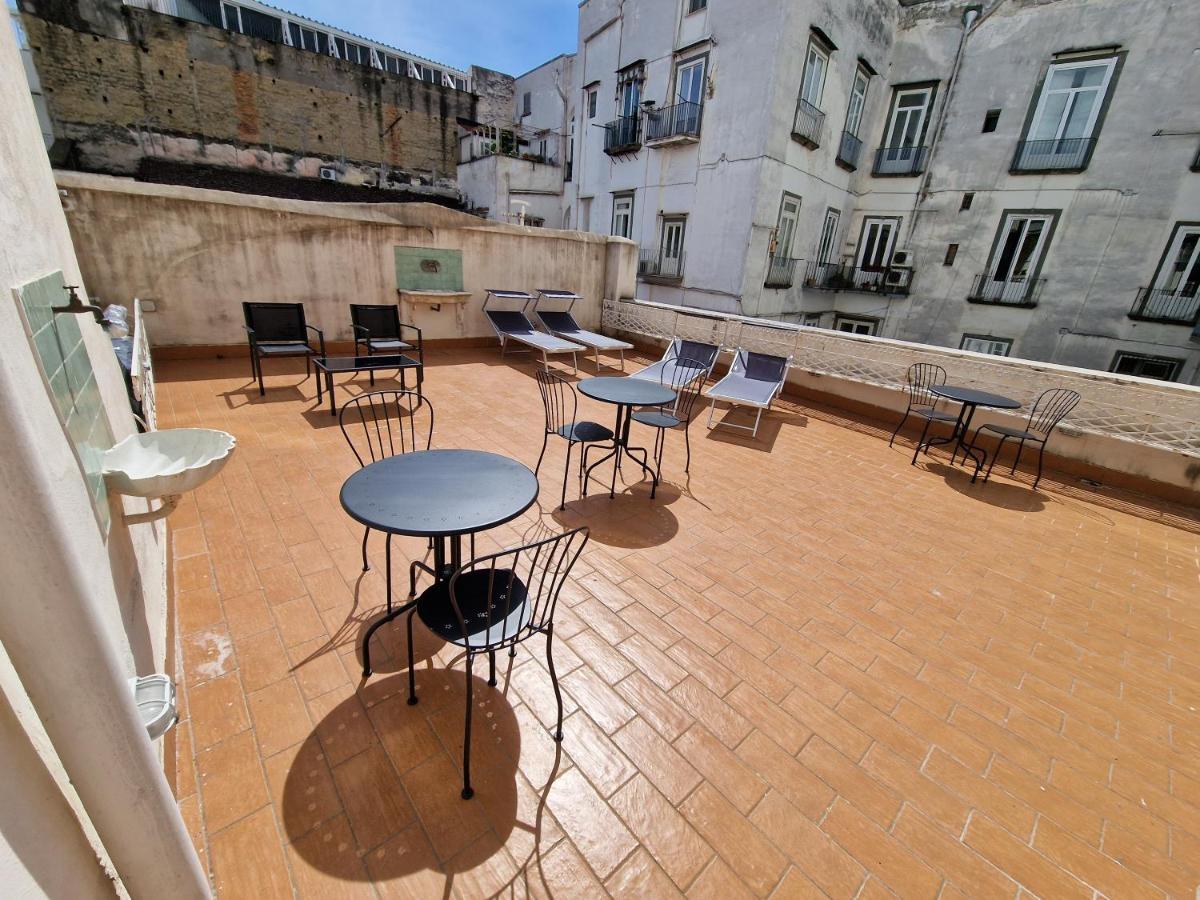 Palazzo Del Principe San Severo 3 Bedrooms & Terrace! Naples Luaran gambar