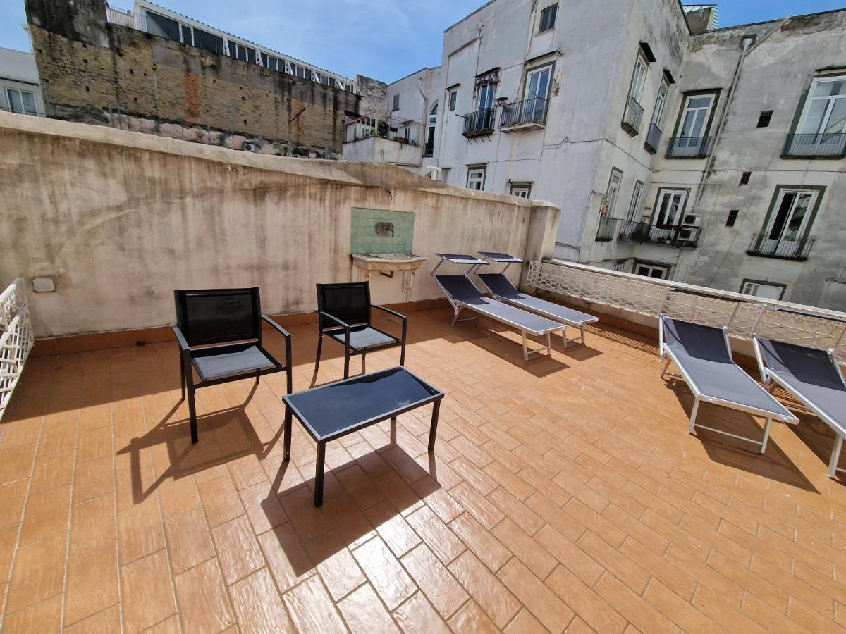 Palazzo Del Principe San Severo 3 Bedrooms & Terrace! Naples Luaran gambar