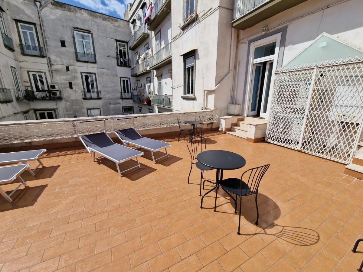 Palazzo Del Principe San Severo 3 Bedrooms & Terrace! Naples Luaran gambar