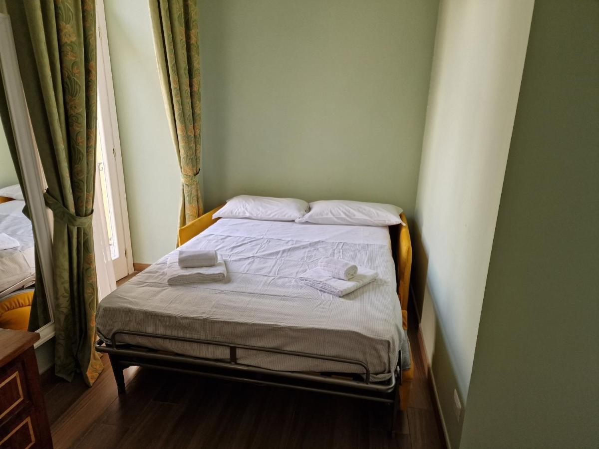 Palazzo Del Principe San Severo 3 Bedrooms & Terrace! Naples Luaran gambar